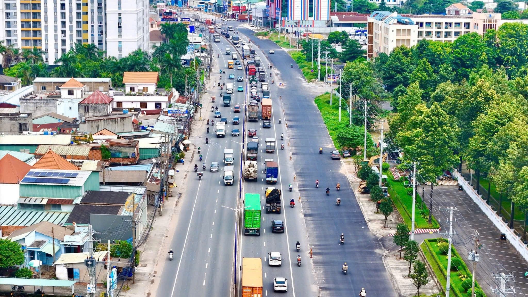 Hình ảnh Thực Tế Quốc Lộ 13 Mở Rộng